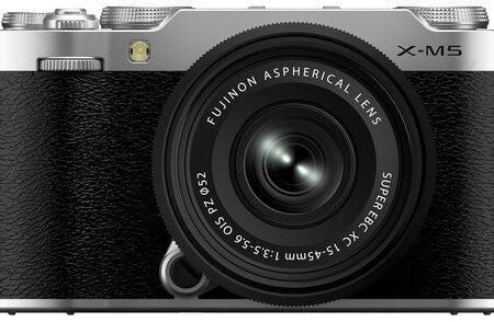 Fujifilm X-M5 Mirrorless Camera (Silver) with XC 15-45mm F3.5-5.6 OIS PZ Lens Kit Hot on Sale